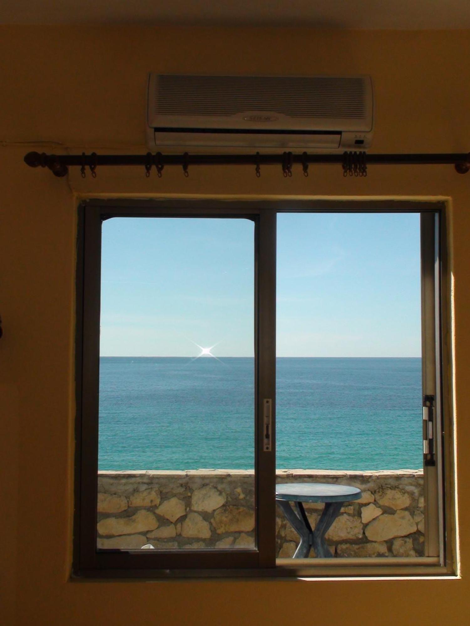 Constantinos Apartments 라시 객실 사진